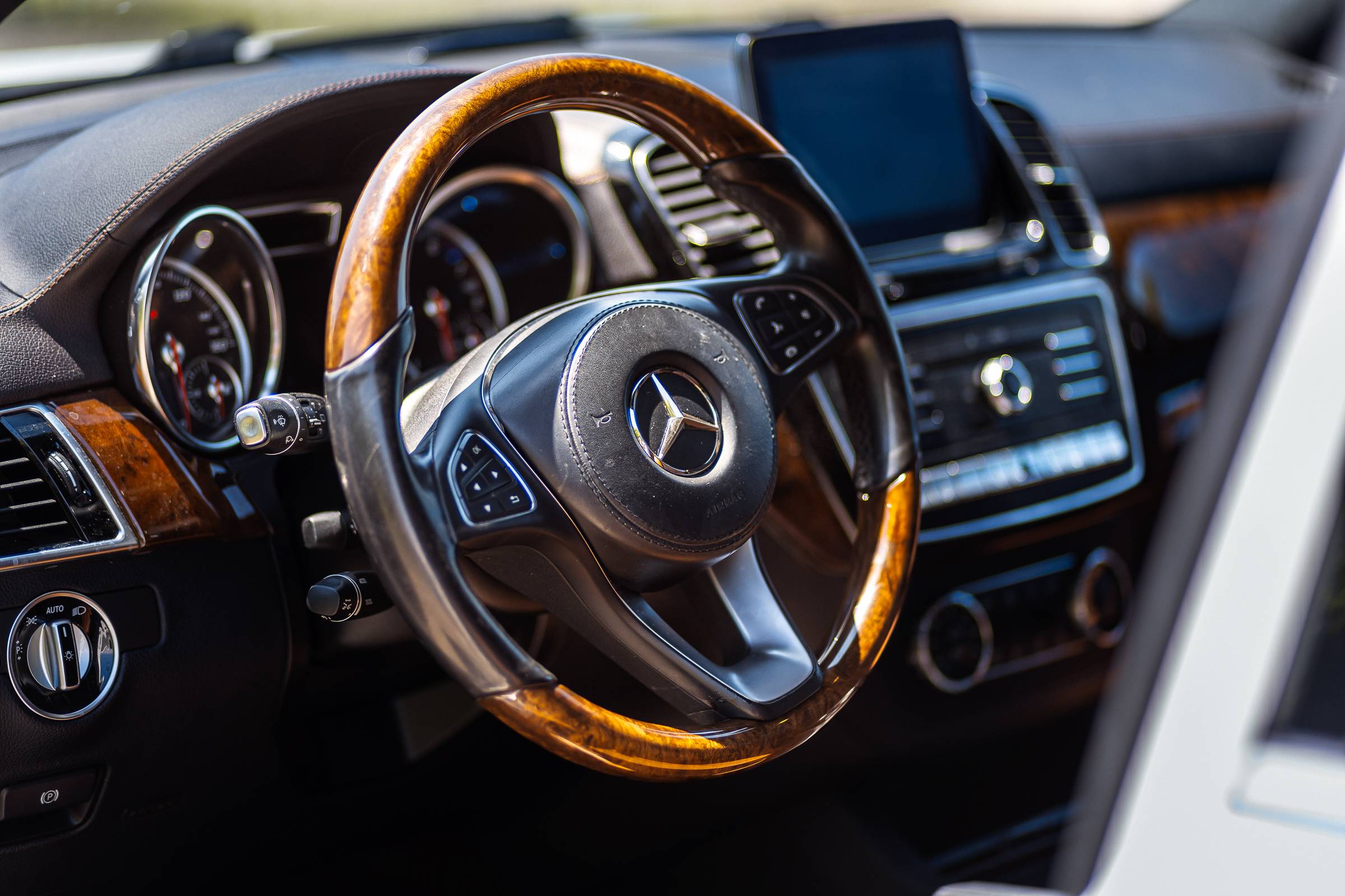 Mercedes-Benz GLS 550