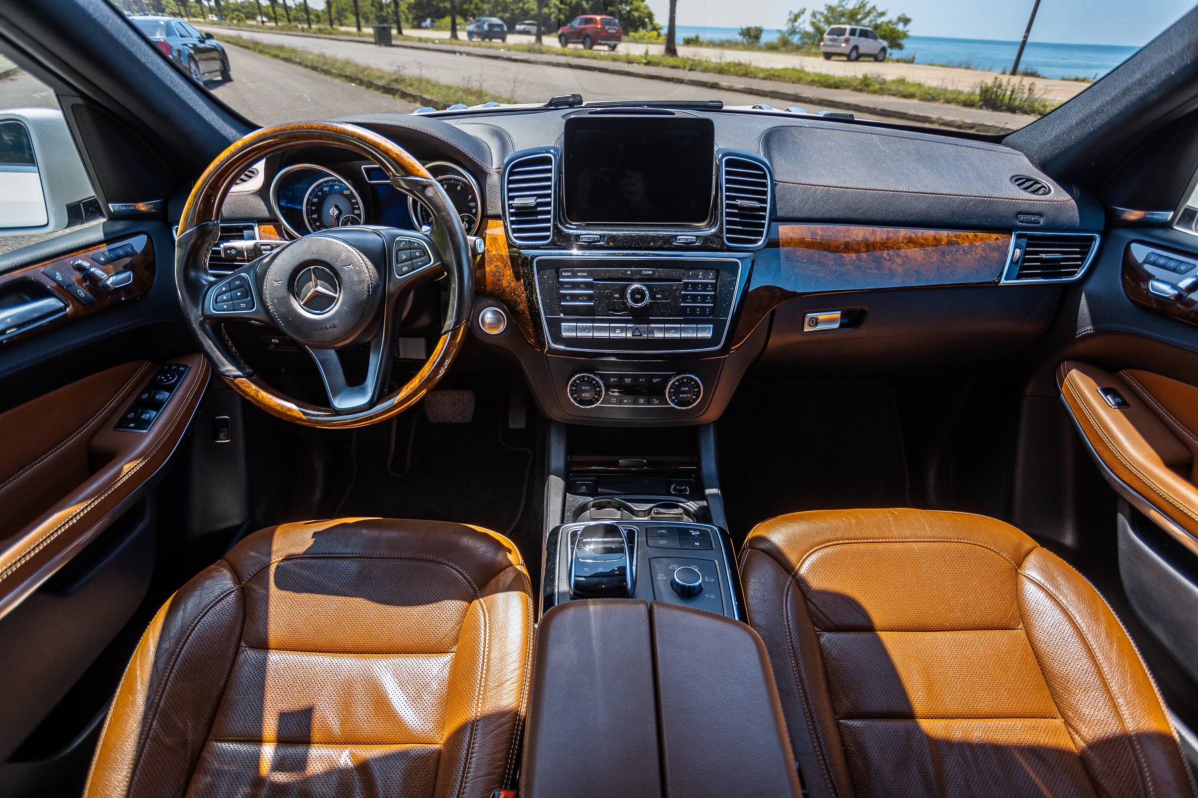 Mercedes-Benz GLS 550