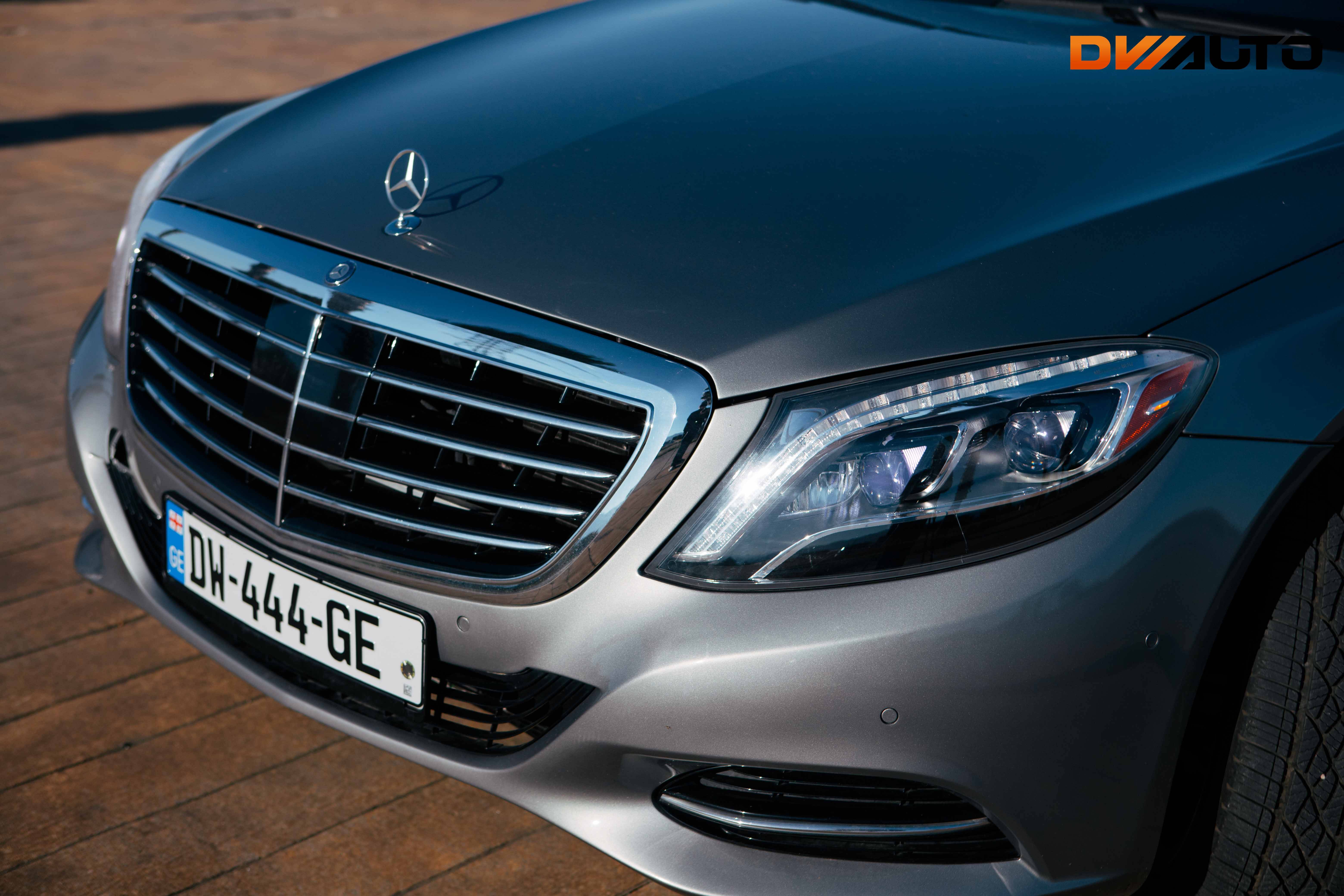 Mercedes-Benz S-Class 550