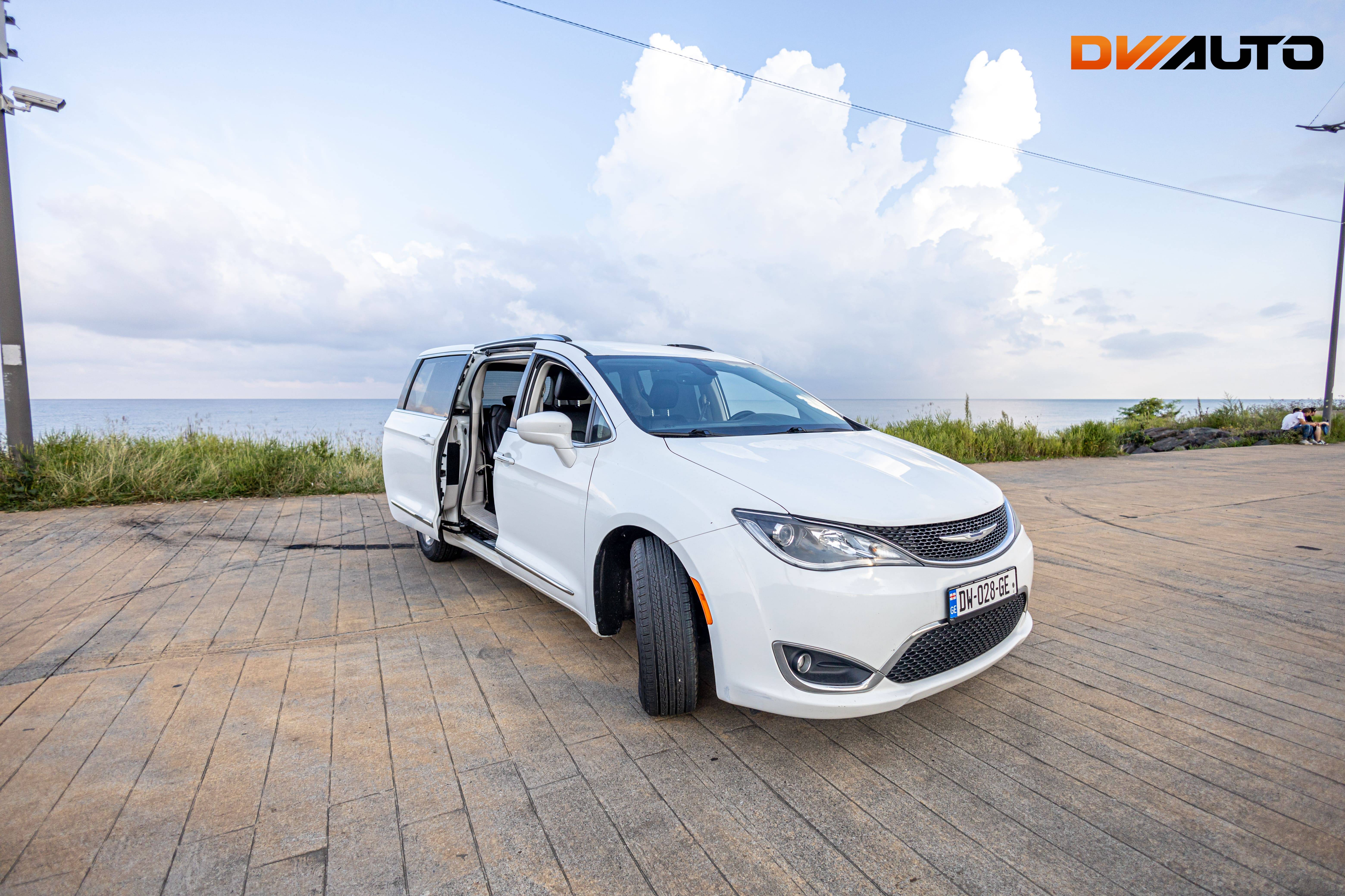 Chrysler Pacifica