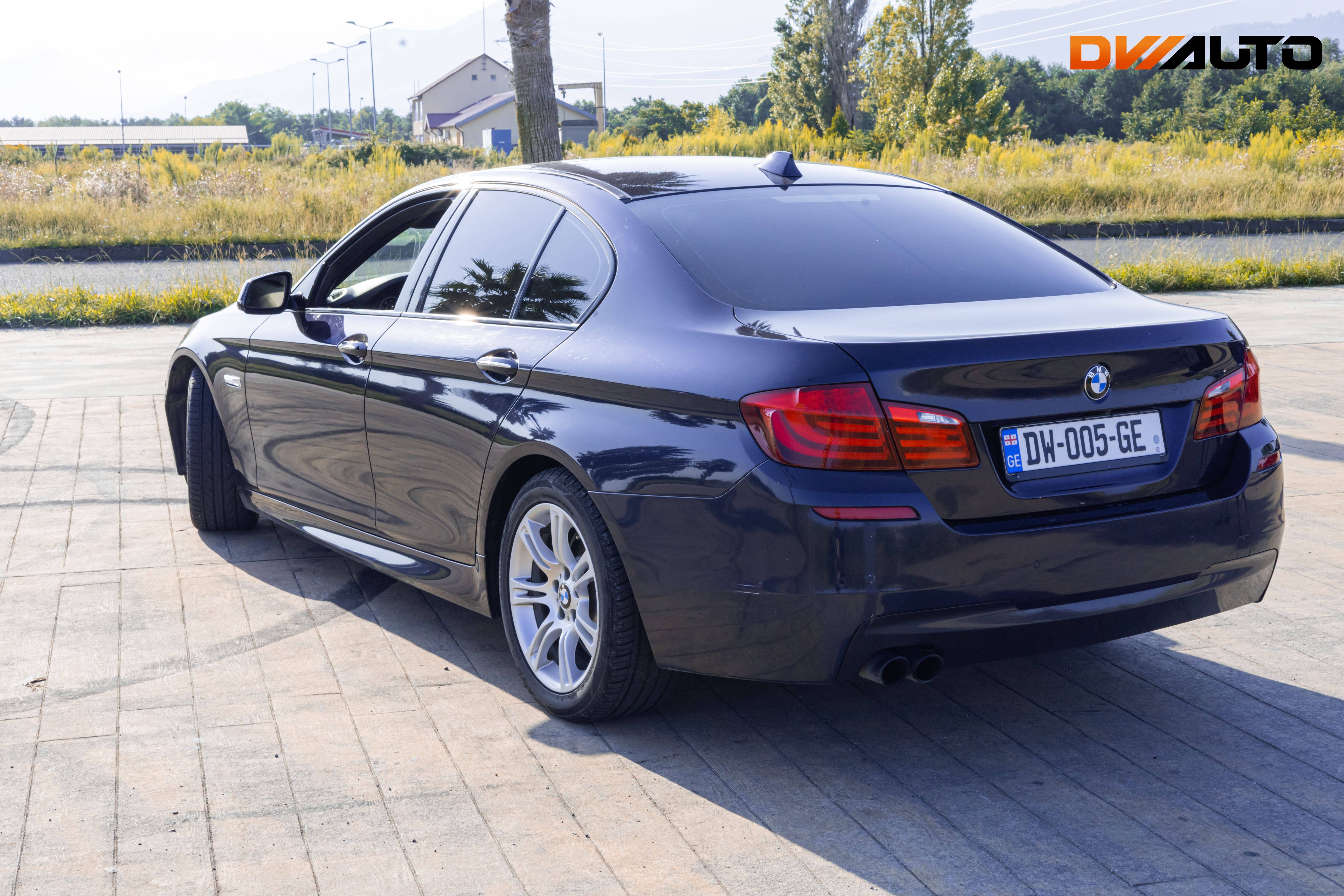 BMW 5 Series 528i