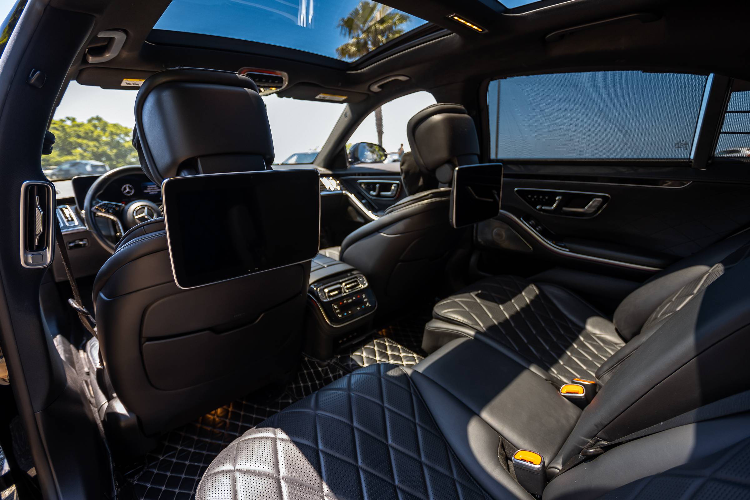 Mercedes-Benz S-Class 580