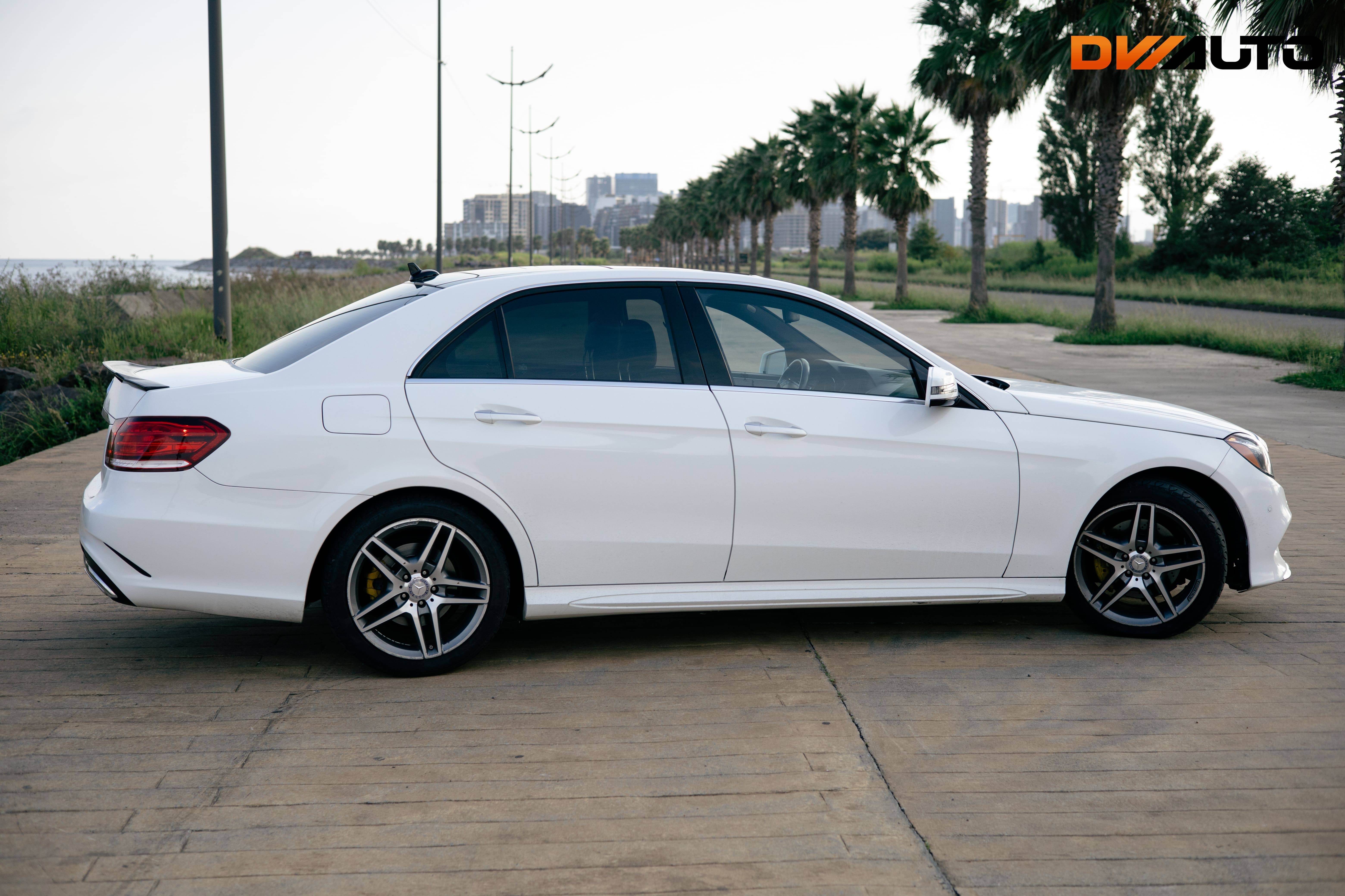Mercedes-Benz E-Class 350