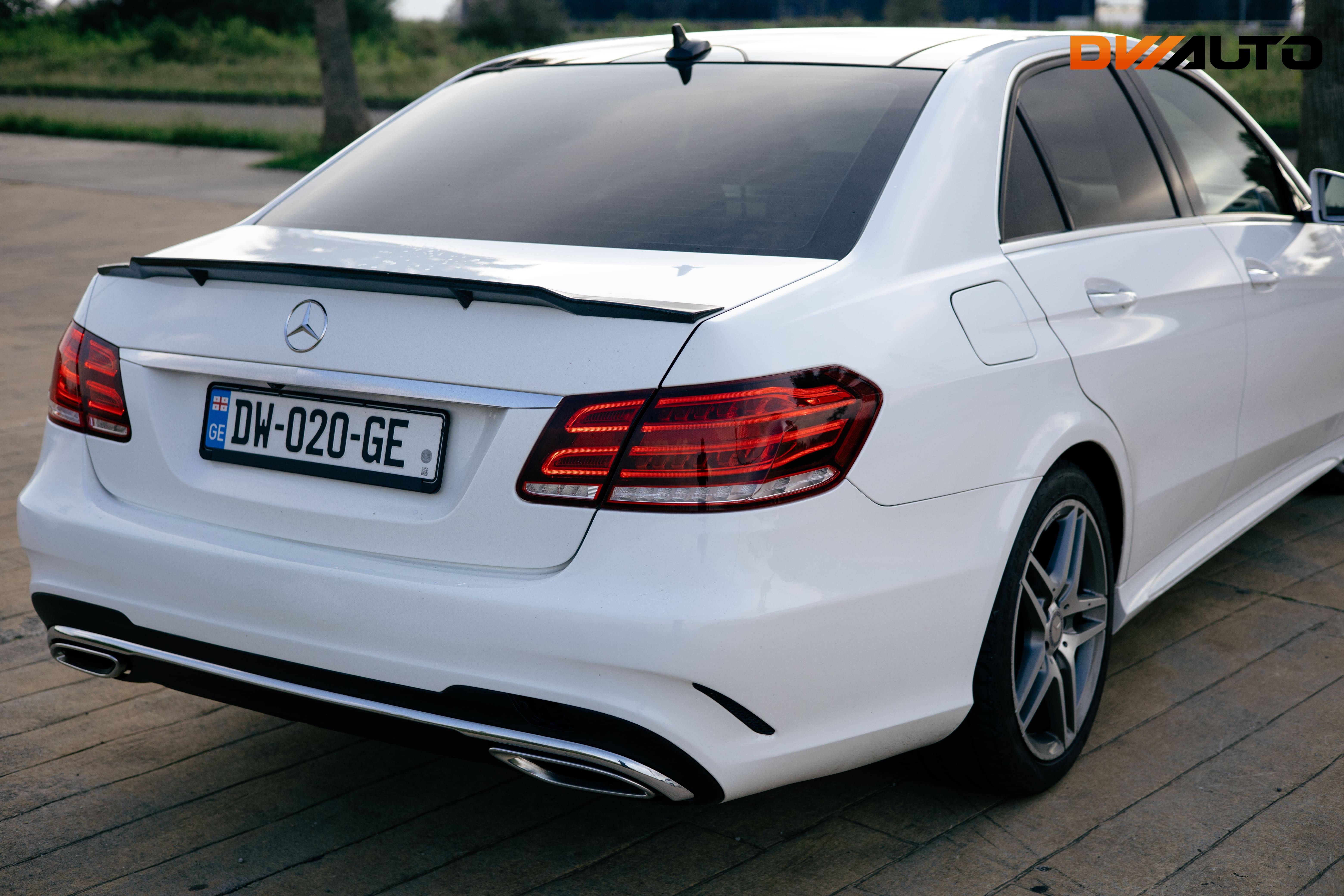 Mercedes-Benz E-Class 350