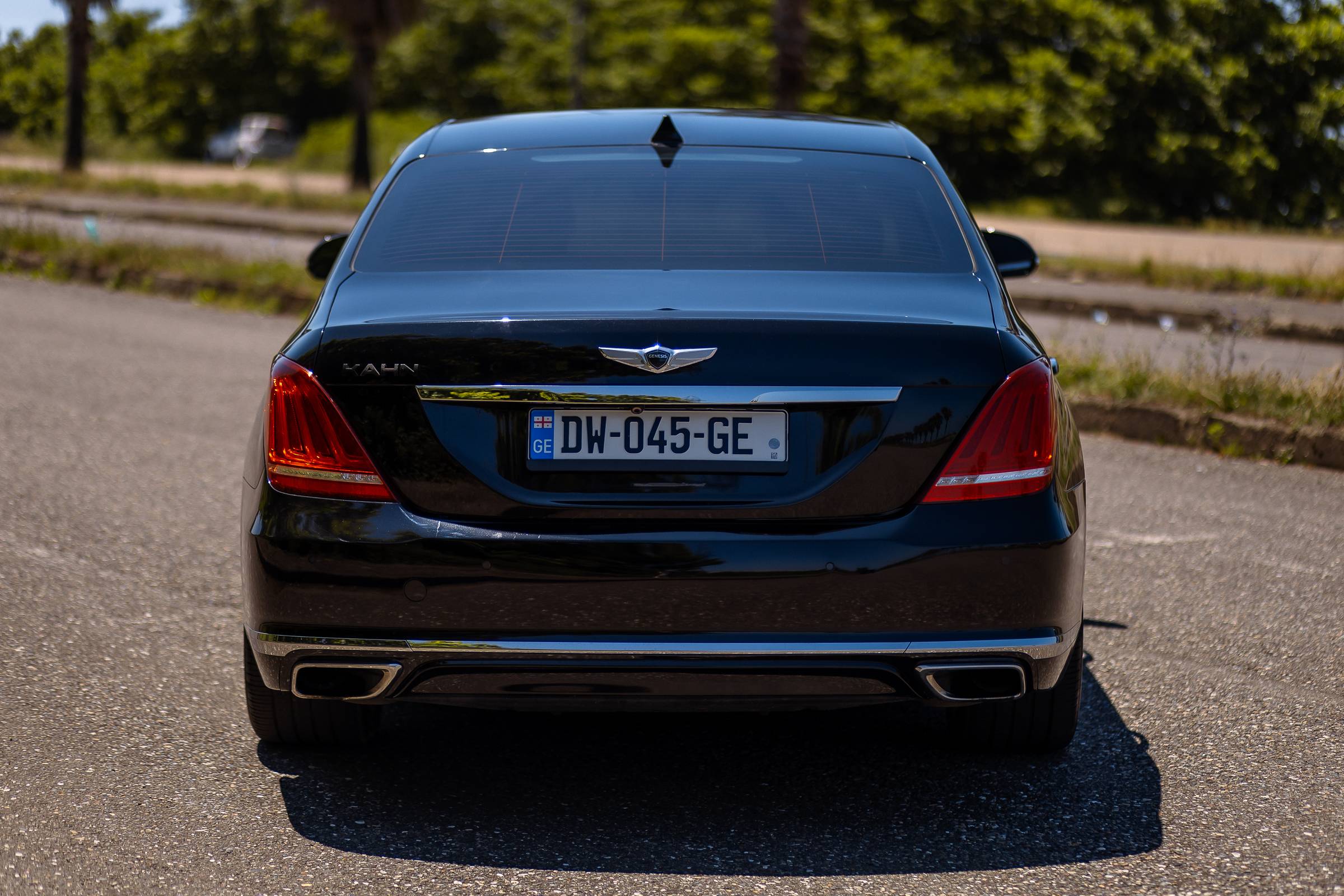Genesis G90