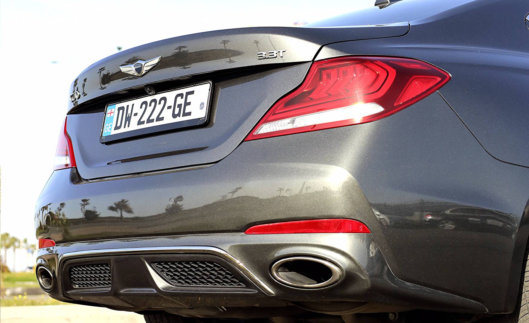 Genesis G70