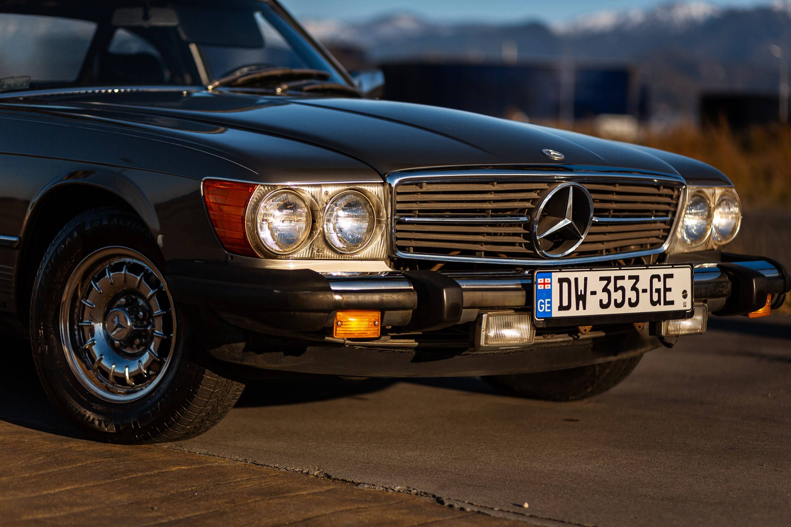 Mercedes-Benz 380 SL