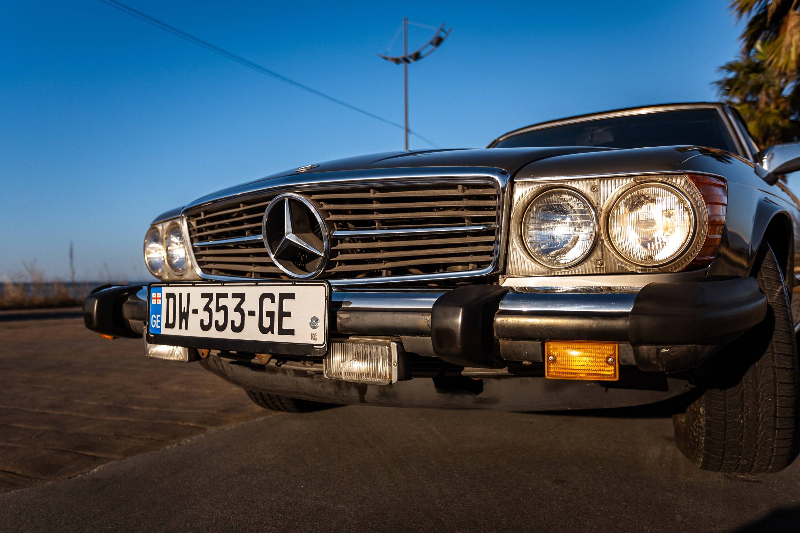 Mercedes-Benz 380 SL