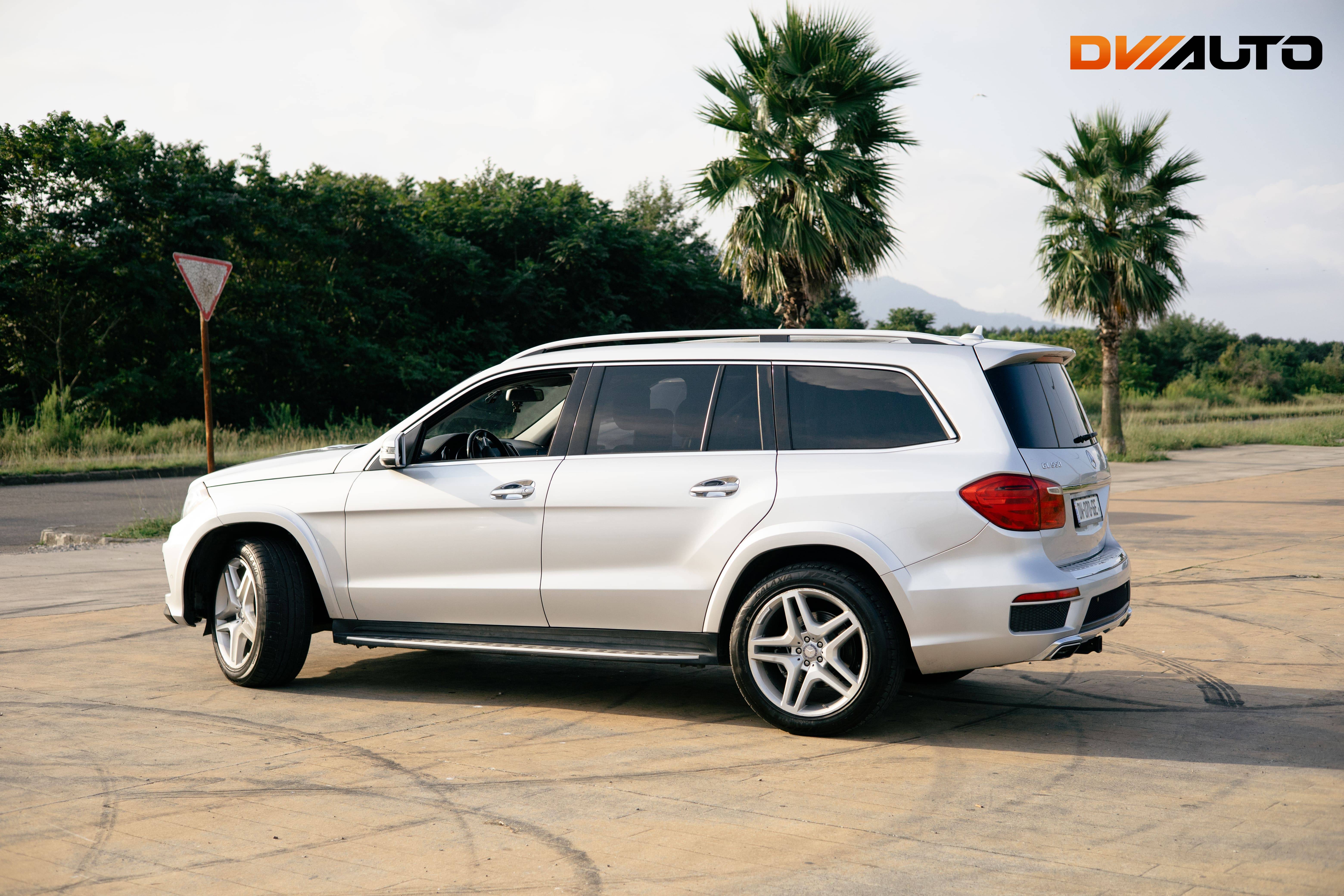 Mercedes-Benz GL 550 AMG