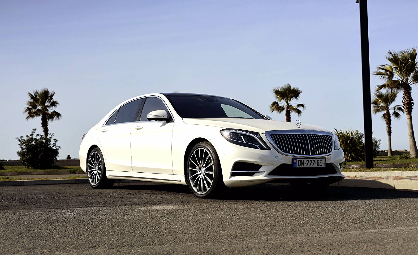 Mercedes-Benz S-Class 550