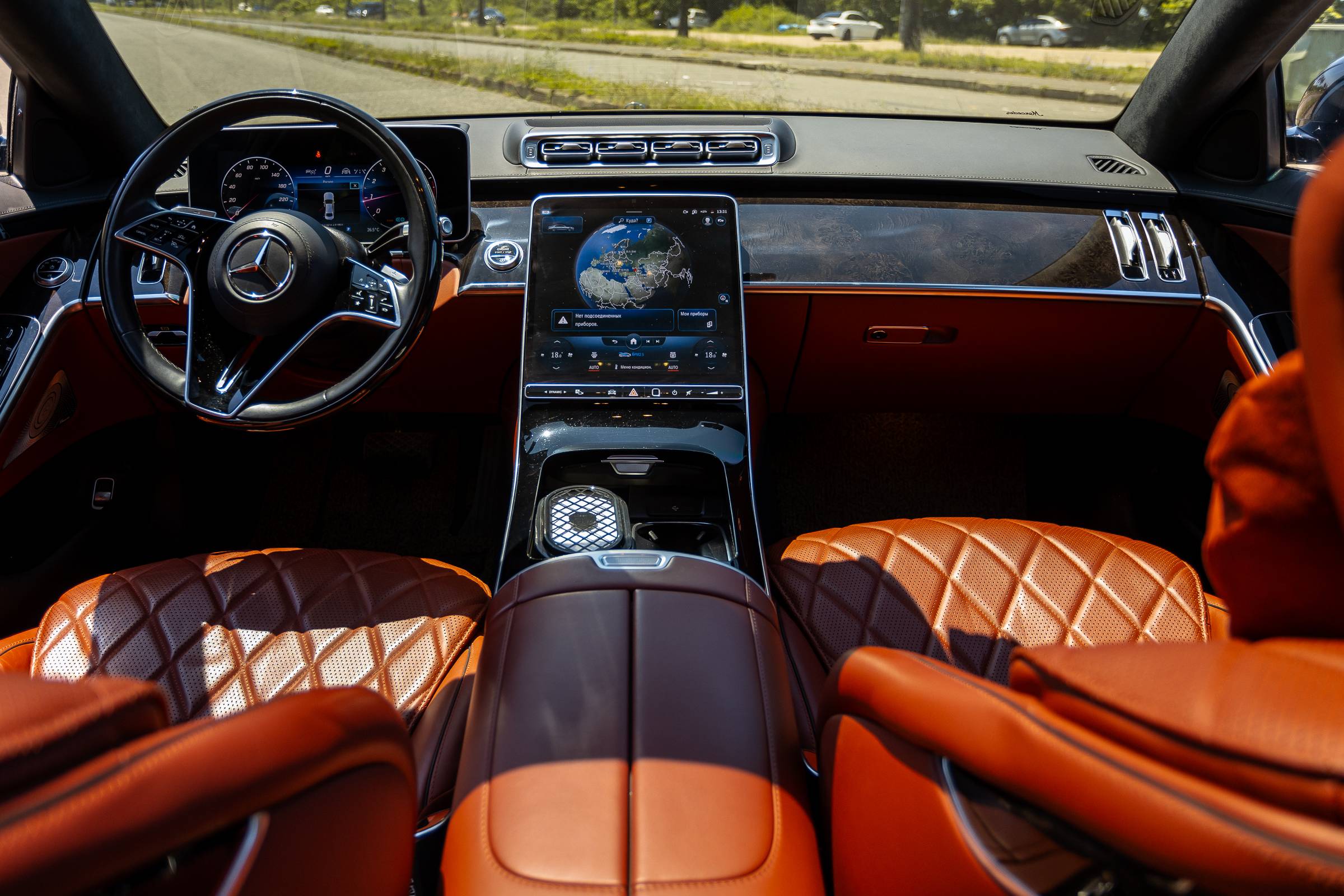 Mercedes-Benz S-Class 580