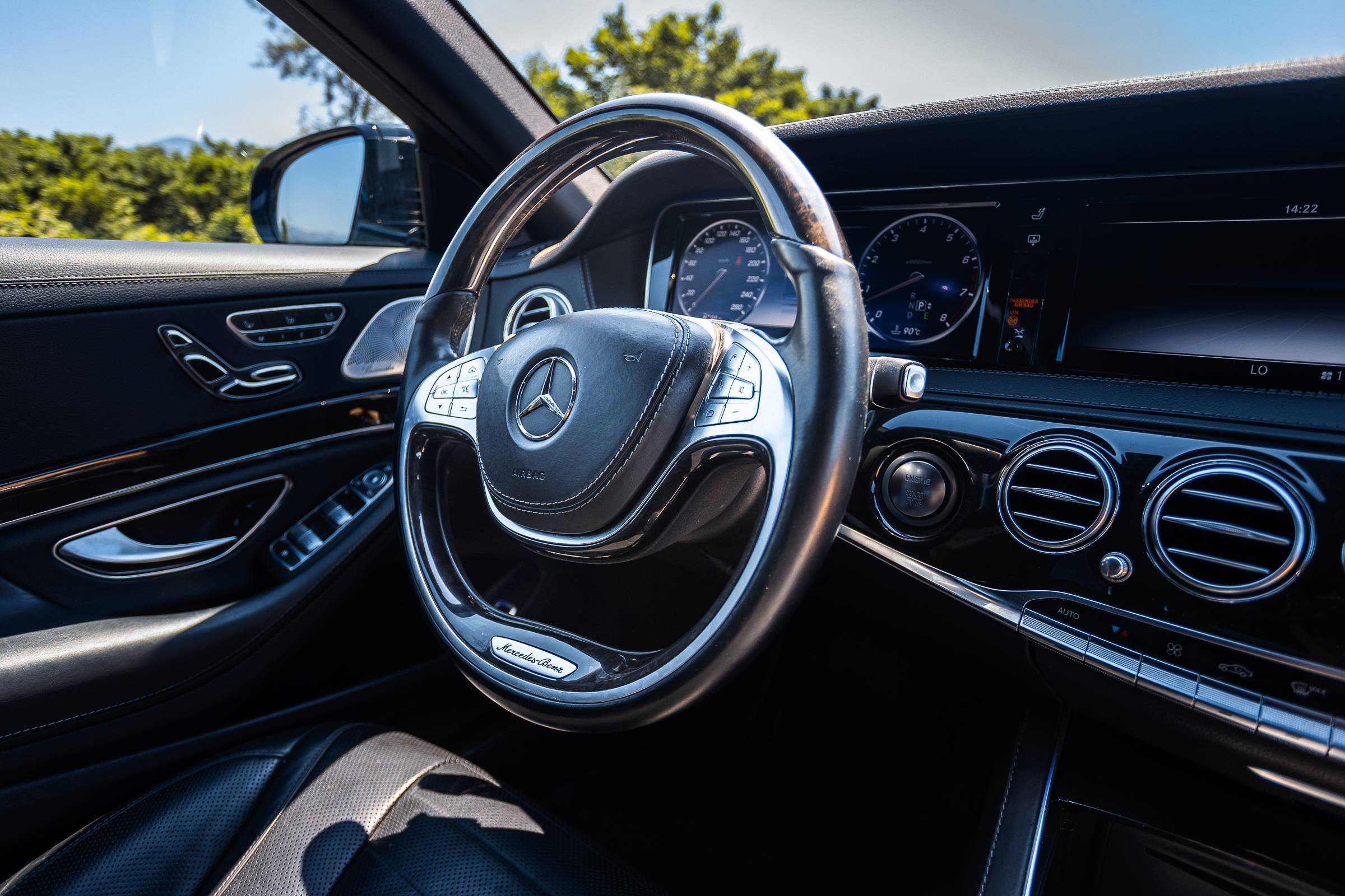 Mercedes-Benz S-Class 500